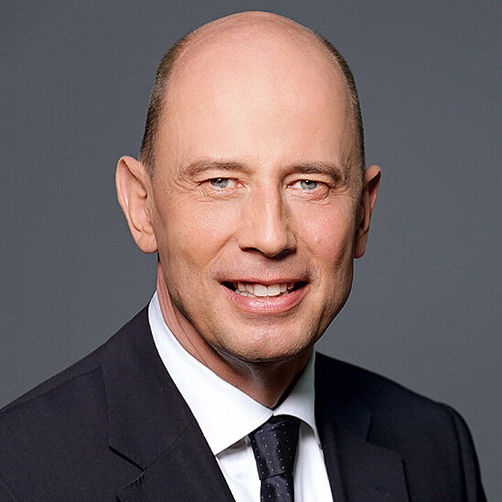 Portraitfoto Wolfgang Tiefensee